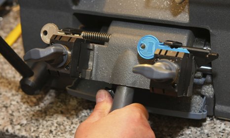 key-cutting-banner